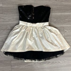 Betsy Johnson Cocktail Dress size 6